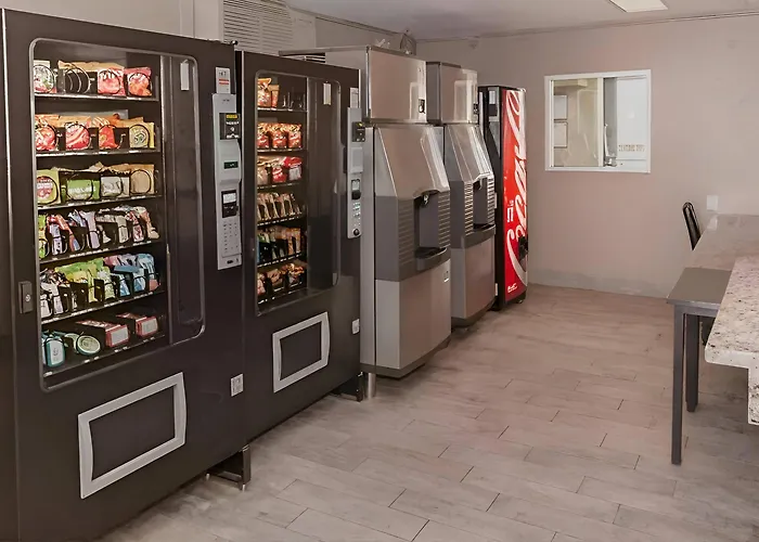 Hotel Econo &